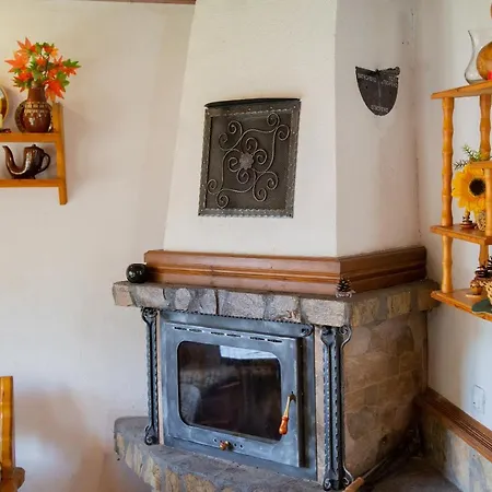 別荘 йовчовата къща *